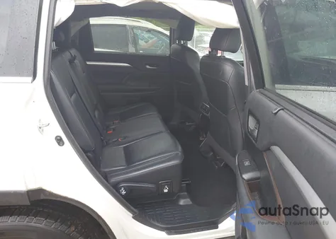 2016 Toyota Highlander Xle V6 from USA, damaged, VIN 5TDJKRFH7GS247815